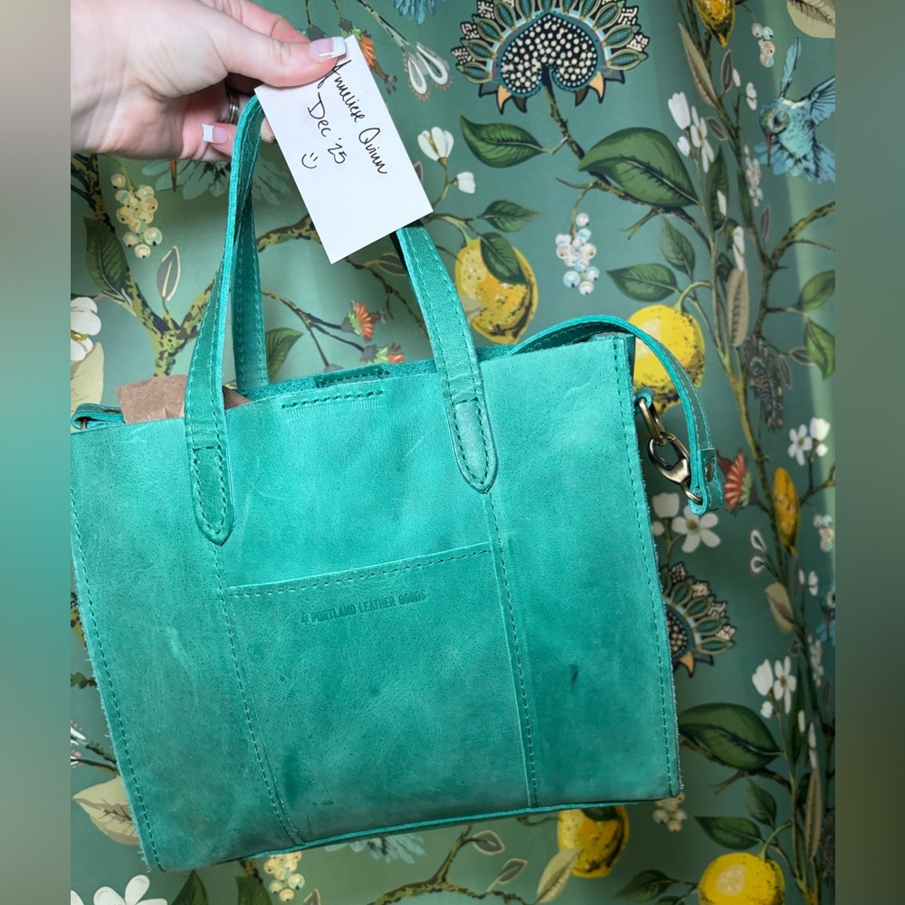 Portland Leather Goods Classic Snap Lola in Surf